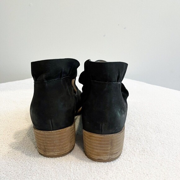 Seychelles Women’s Black Ankle Bootie 8 Renouned Ruffle Short Boot Boho Academia - Picture 3 of 16